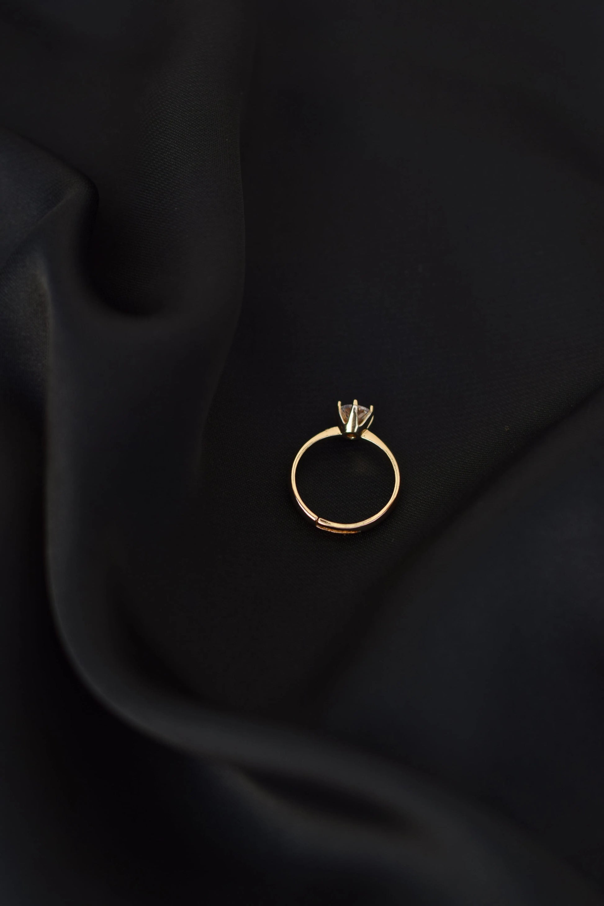 Round Cut Diamond Ring The Last One